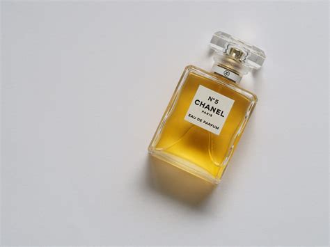 perfume chanel 5 30 ml|Chanel no 5 bottle.